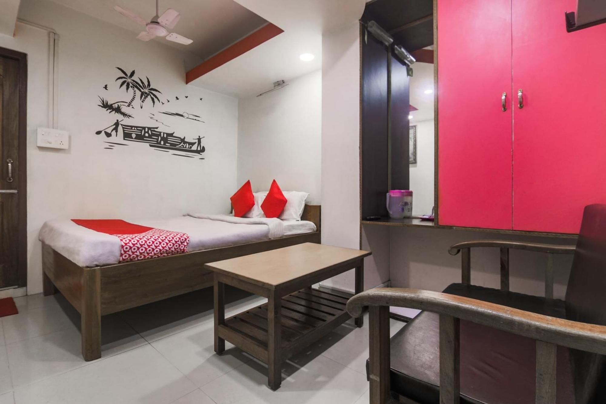 Hotel O Knight Inn Shillong Buitenkant foto
